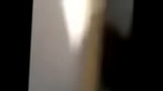 amatella-anal-cum-shot