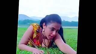 malayalam film actress swetha menon