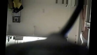chained-to-floor-hentai