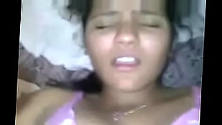 orgia-de-milfs-lesbianas-con-jovencitas