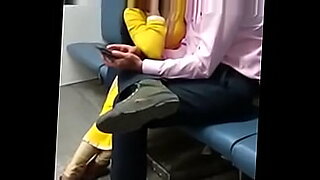 negro-cojiendo-a-un-travesti