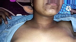 coulouder-tetona-espanol-xxx