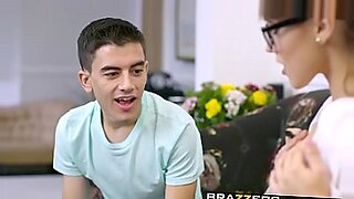 jordi-enp-la-mejor-amiga-se-mi-mama-porno