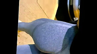 jovencita-mexicana-en-coche-videos-caseros