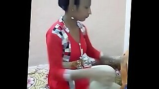 indian desi mom an son fucking 3gp video