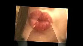 teen lesbian naked kissing webcam