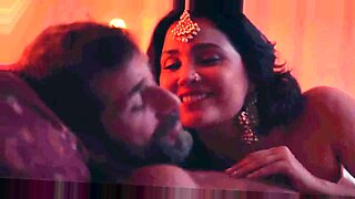 hot kissing scenes of raveena tandon