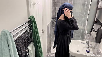 gorgeous teen hijab arab