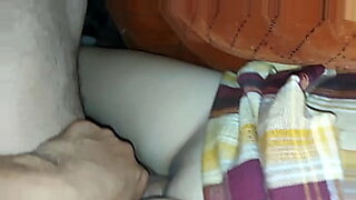 videos-abuelos-polla-grande-desvirgan-a-nenita-nieta