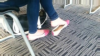 candid cute college teen shoeplay feet in library