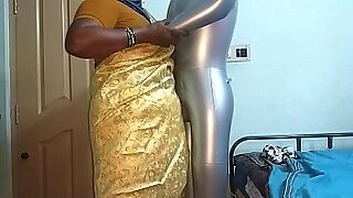 sister boobs press india