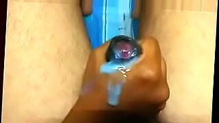 porn-tetona-follada-en-la-pisina-en-secreto